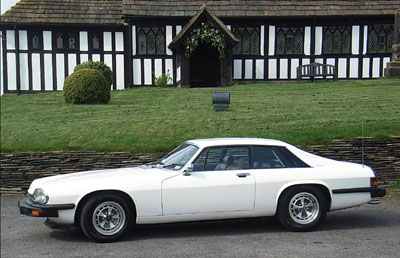 Side of Jaguar XJS in 2008